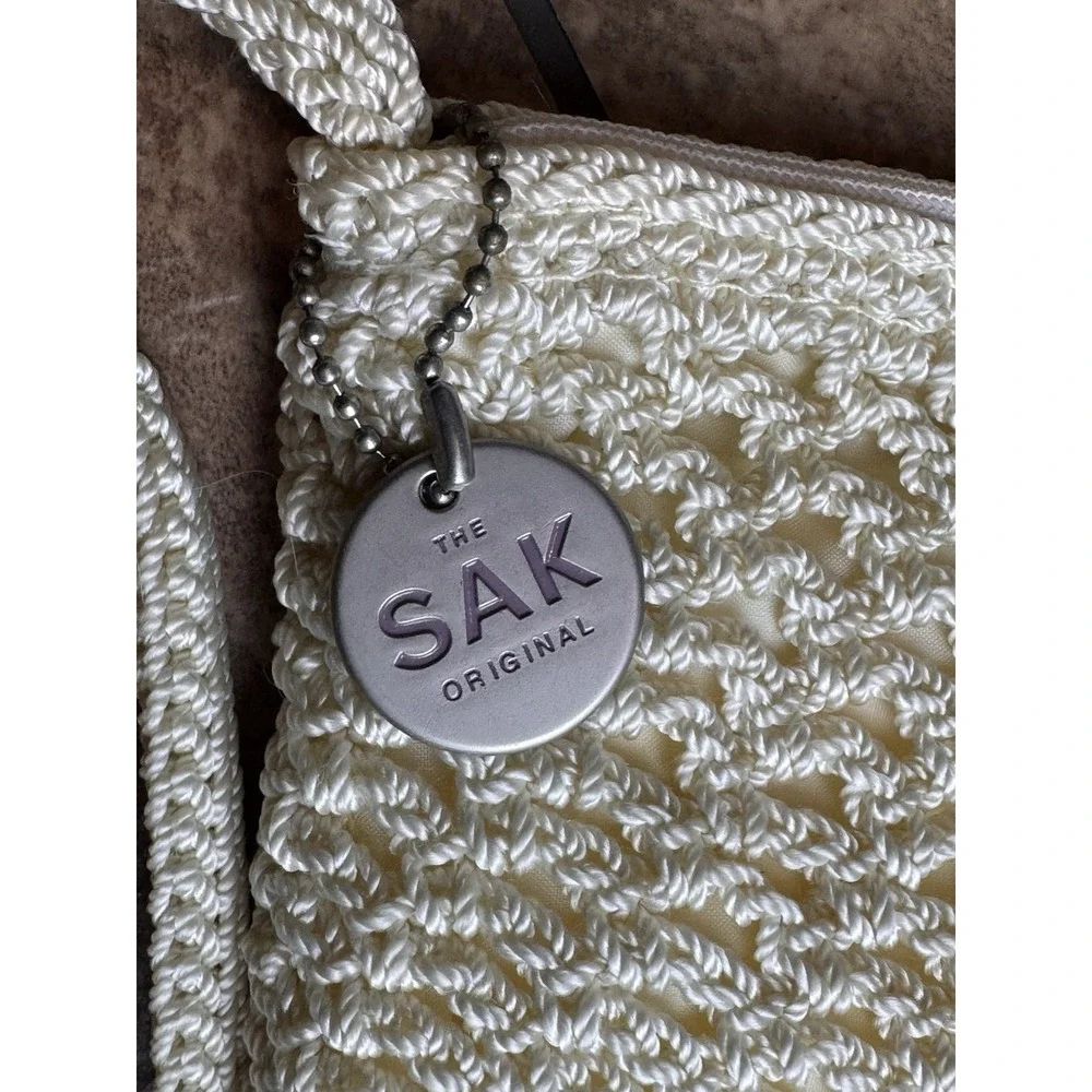 The Sak sak ivory